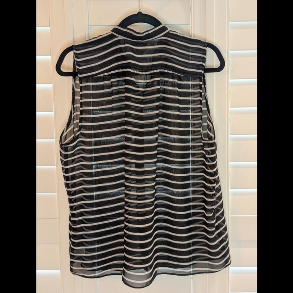 U.S Polo Association Black and White Striped Sleeveless Blouse - Picture 6 of 9